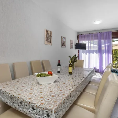 4 Bedroom Gorgeous In Daire