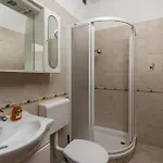 Apartment Beautiful In With Wifi Banjol