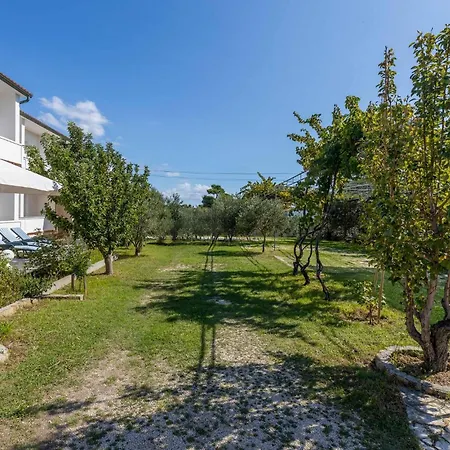 4 Bedroom Gorgeous In *